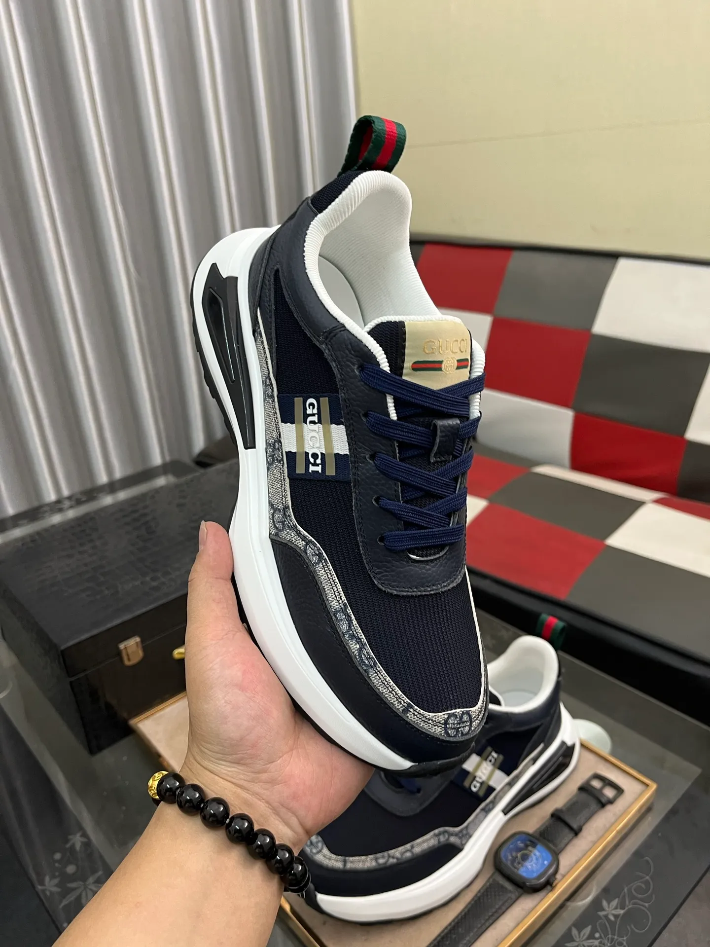 Men's Men's Shoes💰458⌚️⌚️[GUCCI] Gucci men's casual shoes are absolutely popular🔥The ultimate matching item for trendy men! The charm of super texture is unstoppable. This is the main recommendation. The upper is made of high-quality cowhide, with pig lining feet and wear-resistant rubber sole. It is noble and elegant! Extremely comfortable🎁🎁You can be as handsome as you want💪 Size 38-44! 2️⃣colors available